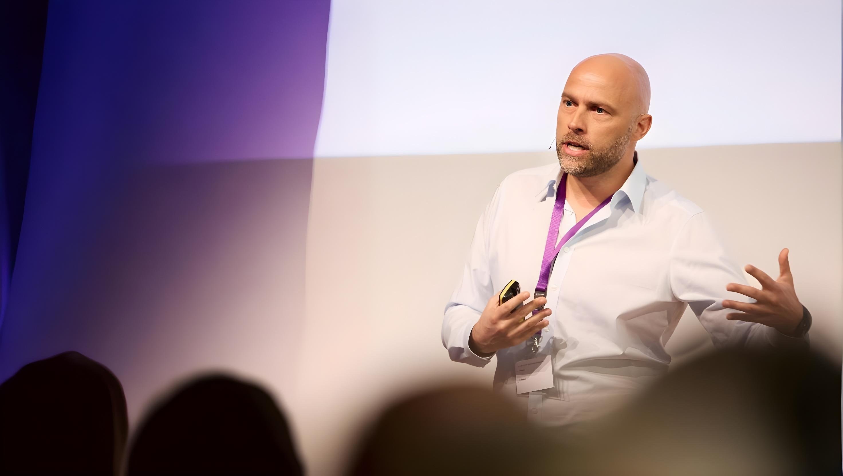 Sascha Sambale - Keynote-Speaker für künstliche Intelligenz